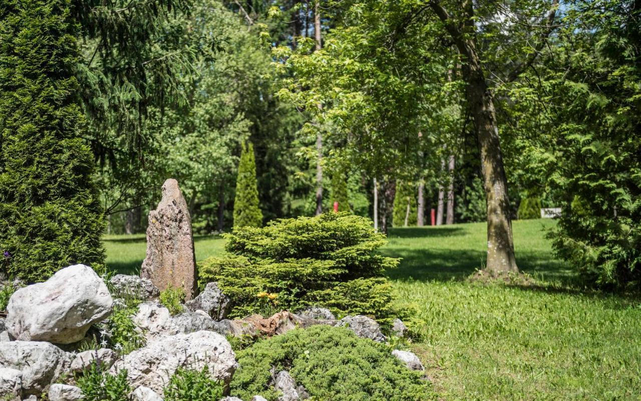 Hotel Waldsee フィエー エクステリア 写真